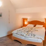 Apartma Vrsic With Beautiful Views On The Mountains With Free Parking Kranjska Gora