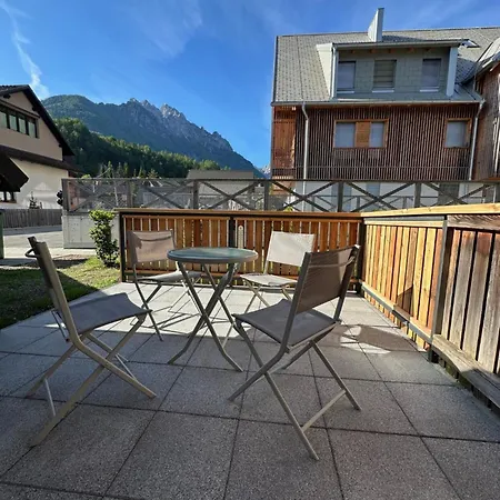 Vrsic With Beautiful Views On The Mountains And Free Parking 克拉尼斯卡戈拉