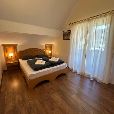 Vrsic With Beautiful Views On The Mountains And Free Parking *