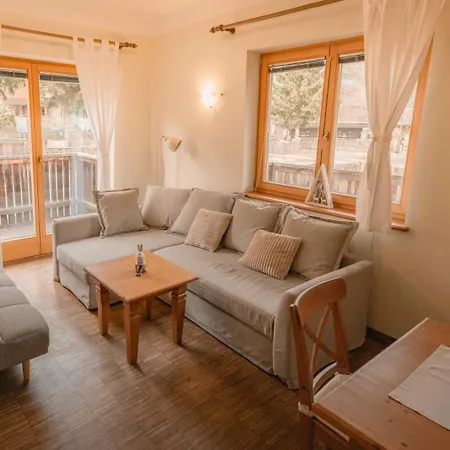 Appartement Apartments Vrsic On The Ski Slope And Free Parking Kranjska Gora
