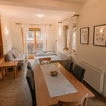 Appartement Apartments Vrsic On The Ski Slope And Free Parking Kranjska Gora
