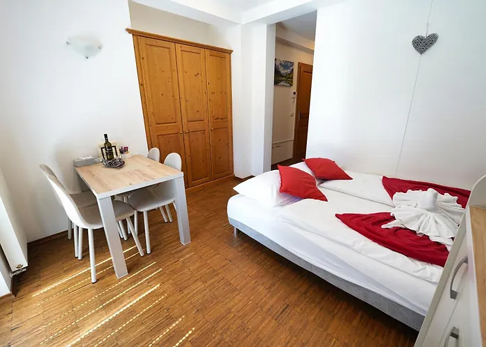 Vrsic With Beautiful Views On The Mountains With Free Parking Apartma Kranjska Gora