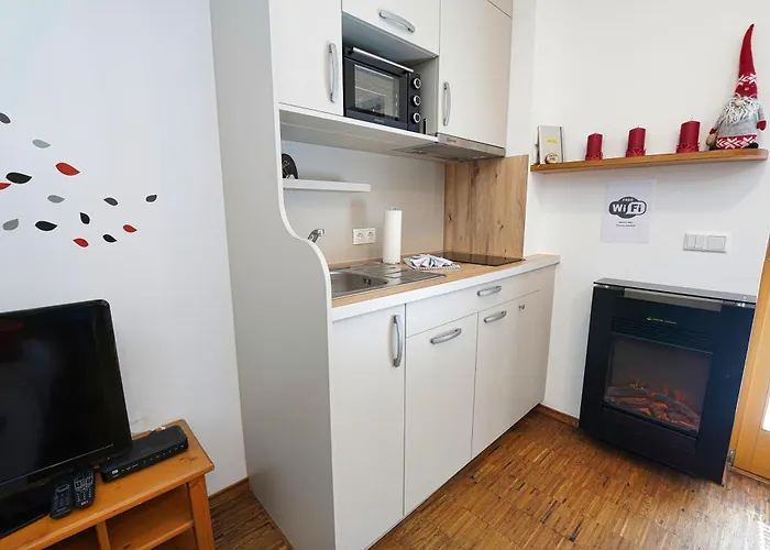 Vrsic With Beautiful Views On The Mountains With Free Parking *