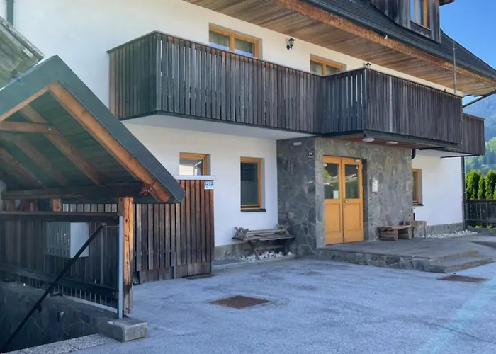 Vrsic With Beautiful Views On The Mountains With Free Parking Apartment *