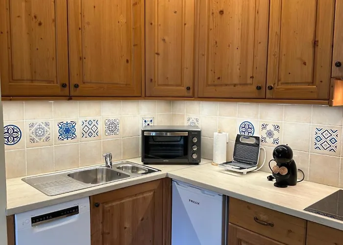 Vrsic With Beautiful Views On The Mountains With Free Parking *