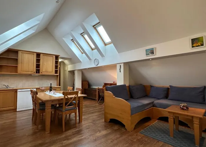 Vrsic With Beautiful Views On The Mountains With Free Parking Apartma Kranjska Gora